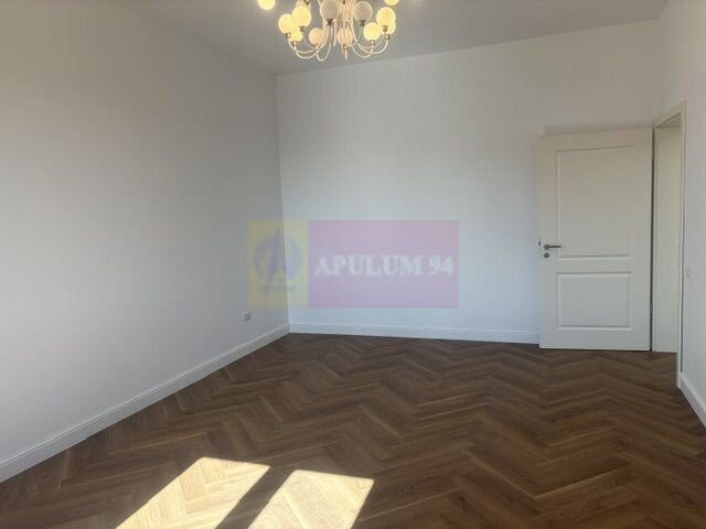 Apartament superb  renovat integral Drumul Sarii.